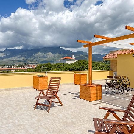 Il Mare In Giardino Apartment Scauri  Ngoại thất bức ảnh