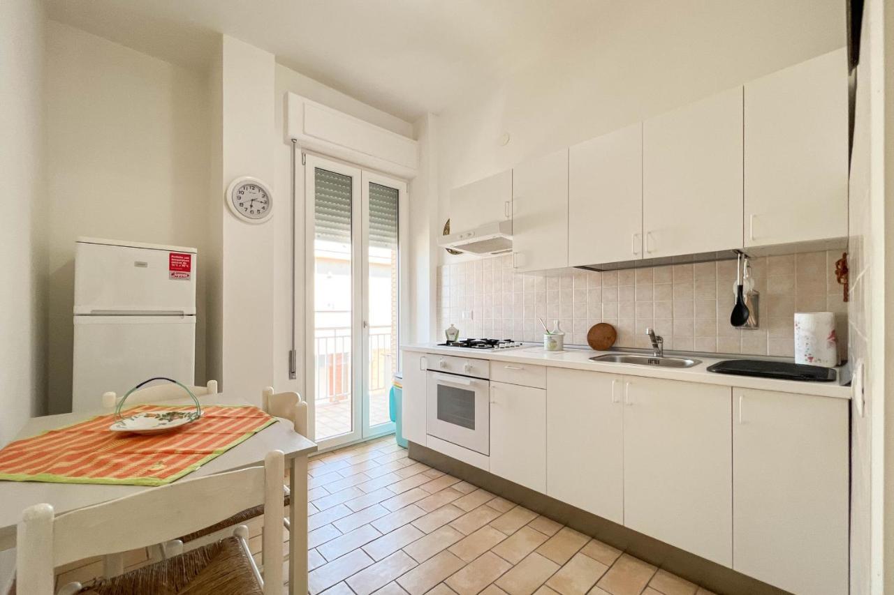 Il Mare In Giardino Apartment Scauri  Ngoại thất bức ảnh