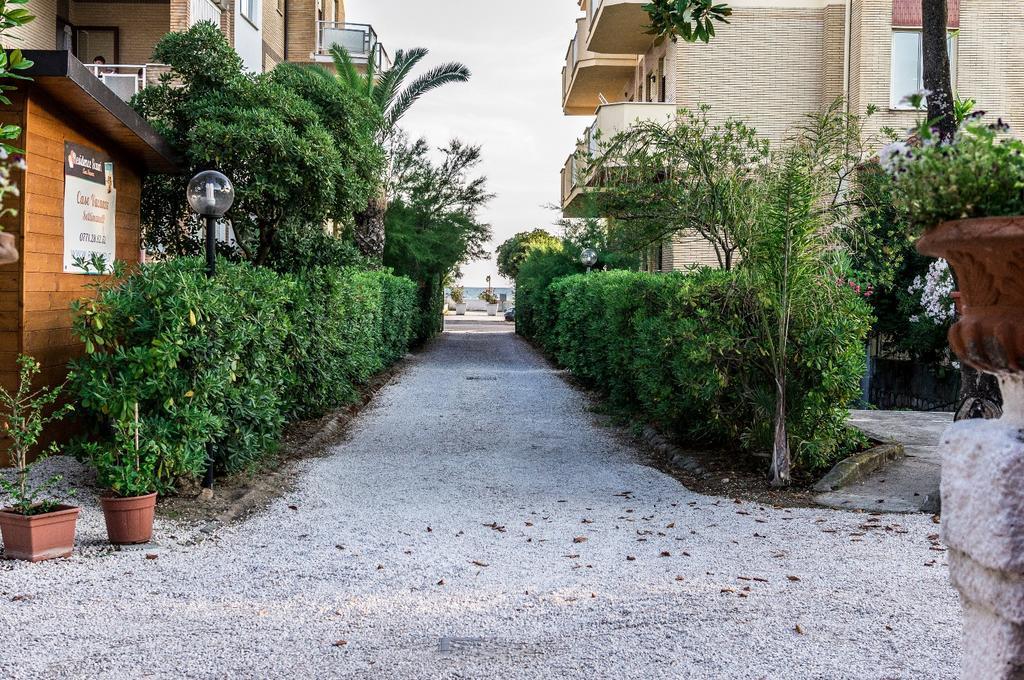 Il Mare In Giardino Apartment Scauri  Ngoại thất bức ảnh