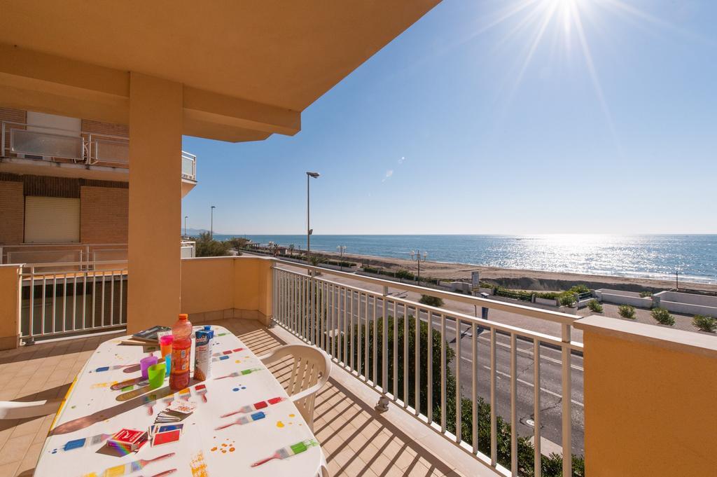 Il Mare In Giardino Apartment Scauri  Ngoại thất bức ảnh