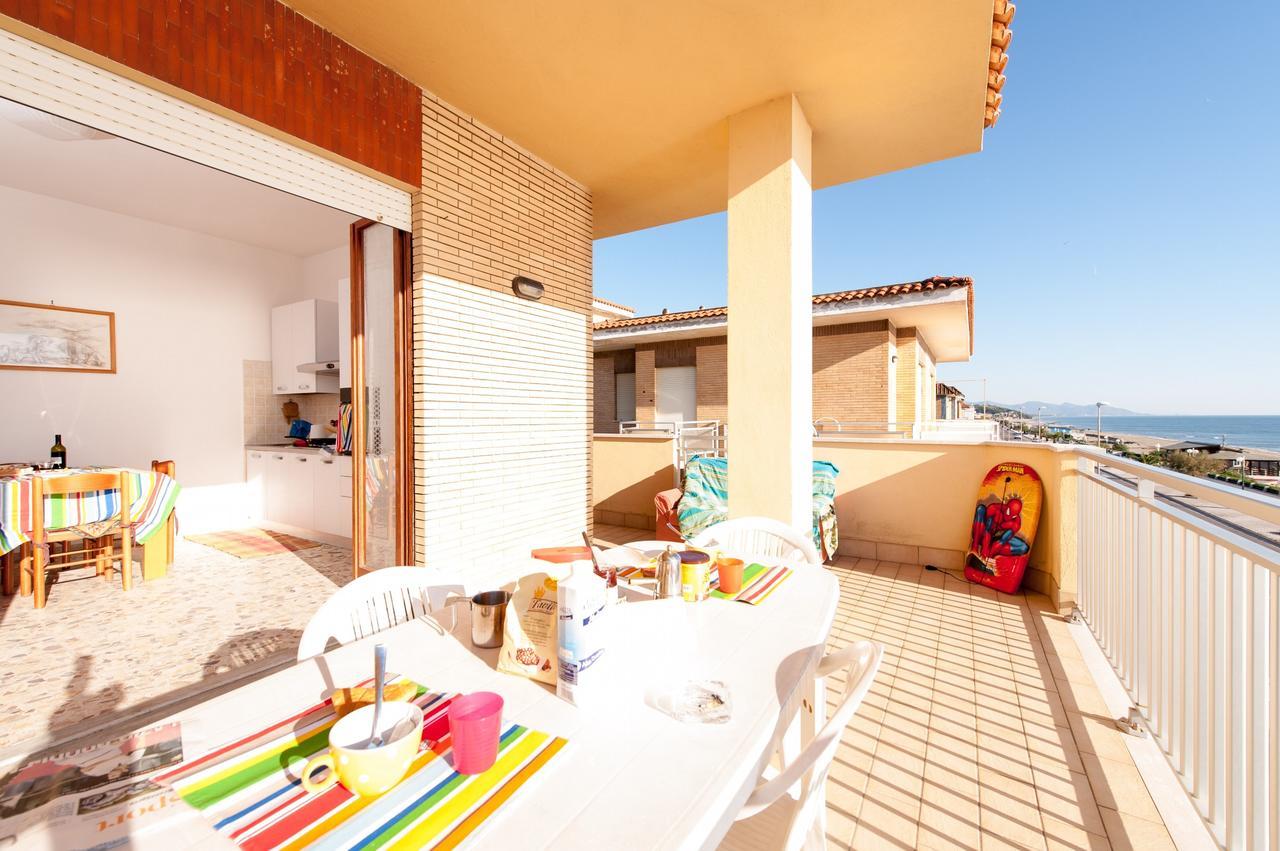 Il Mare In Giardino Apartment Scauri  Ngoại thất bức ảnh